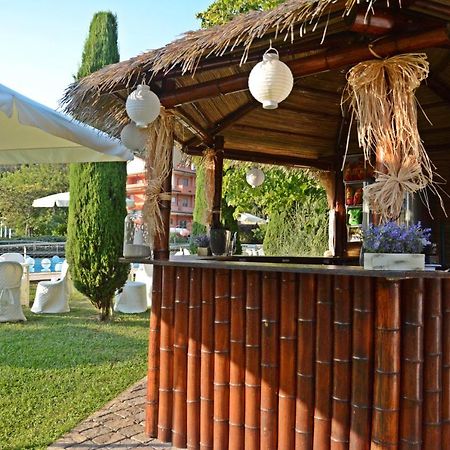 Hotel Le Rotonde Massaciuccoli ภายนอก รูปภาพ
