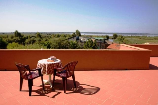 Hotel Le Rotonde Massaciuccoli ภายนอก รูปภาพ