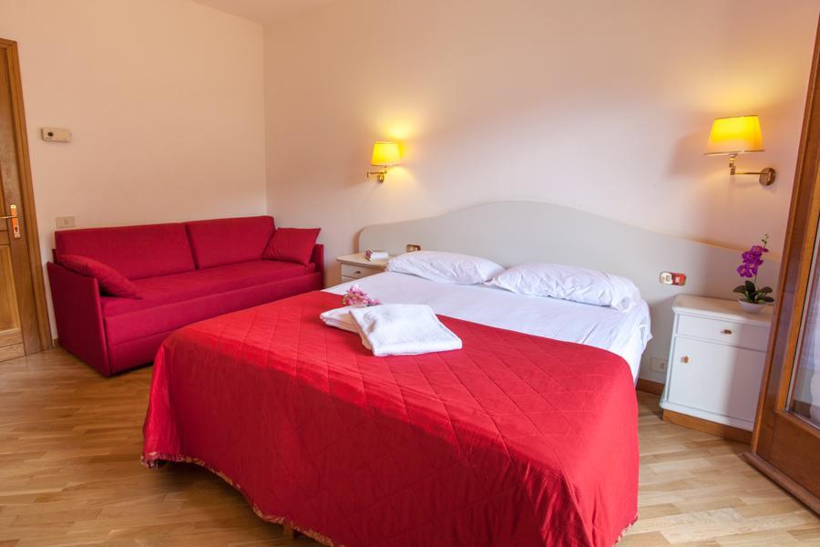 Hotel Le Rotonde Massaciuccoli ภายนอก รูปภาพ